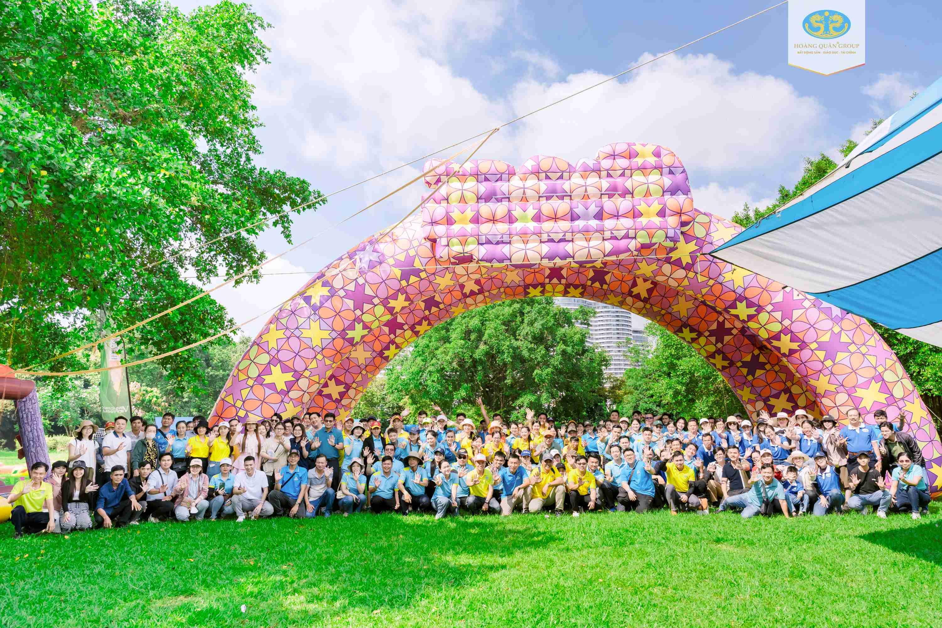 25 NĂM HOÀNG QUÂN – CỘT MỐC TỰ HÀO TRÊN HÀNH TRÌNH “VÌ MỘT TRIỆU MÁI ẤM GIA ĐÌNH VIỆT”