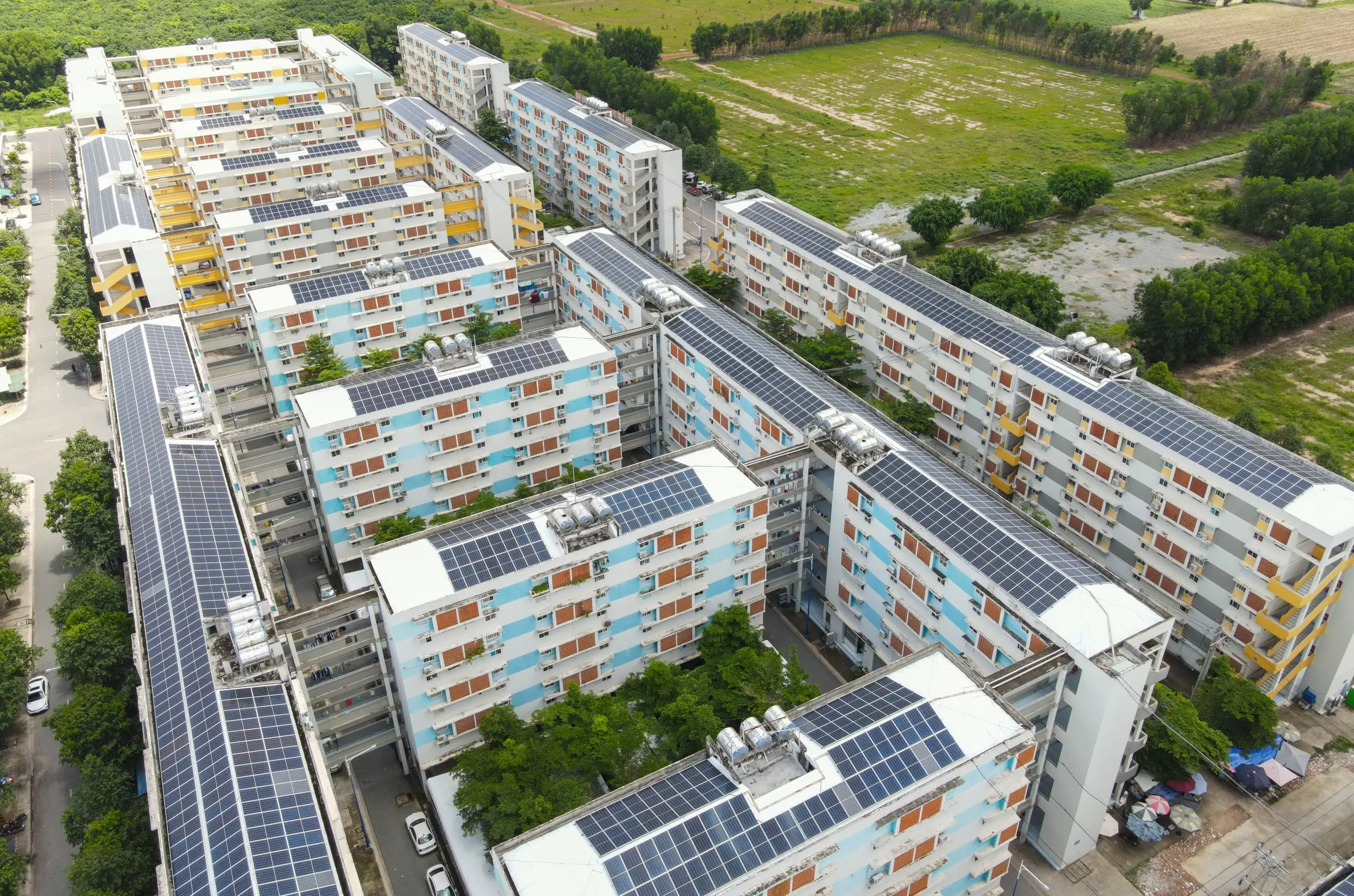 Bộ Chính trị yêu cầu mở rộng diện được mua, thuê nhà ở xã hội