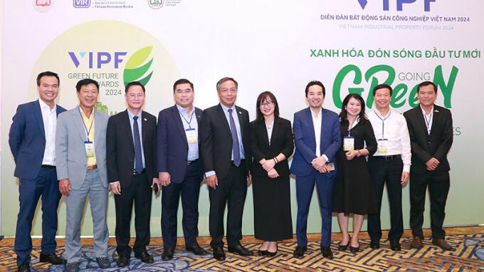 Công ty Hoàng Quân Land đã vinh dự được xướng tên tại hạng mục “Top 10 - Thương Hiệu xuất sắc Châu Á - Thái Bình Dương”